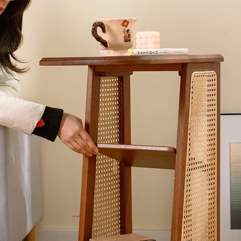 Nowoczesny stolik boczny z lit – Coffee Or Tea Please recenzja i cena