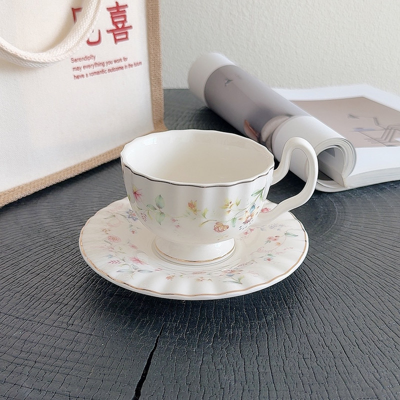 Złoty wzór kwiatowy, zestaw fi – Draw Coffee And Tea recenzja i cena